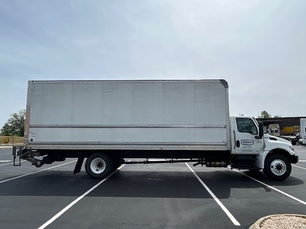 Medium Duty Box Truck-Light and Medium Duty Trucks-International-2023-MV607N-Greensboro-NC-222,165\n\t\tmiles-$ 56,750 - Image 12