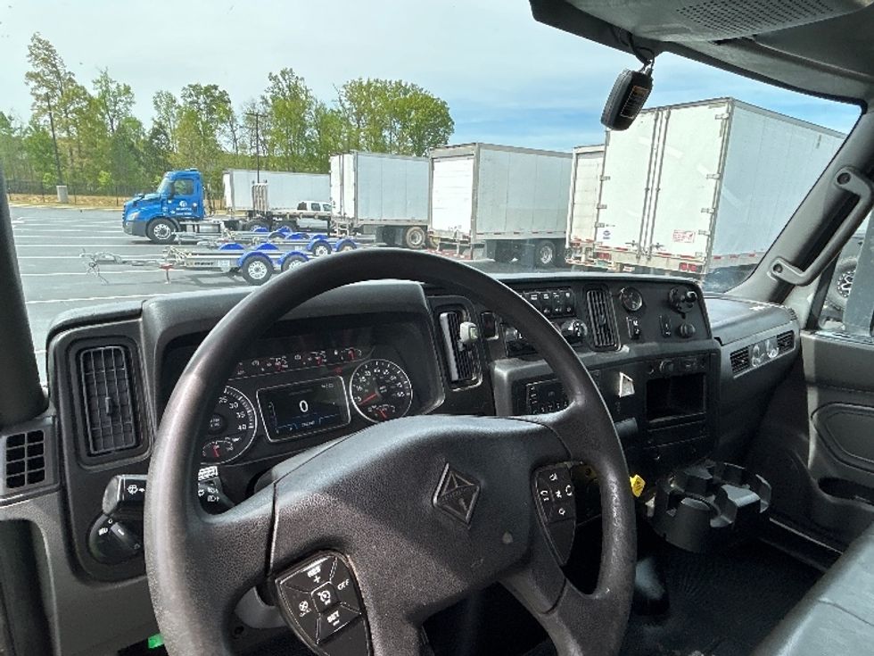 Medium Duty Box Truck-Light and Medium Duty Trucks-International-2023-MV607N-Greensboro-NC-222,165\n\t\tmiles-$ 56,750 - Image 17