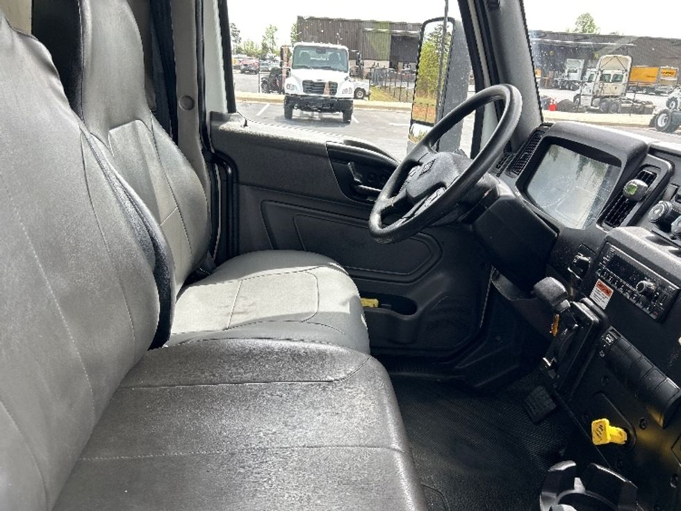 Medium Duty Box Truck-Light and Medium Duty Trucks-International-2023-MV607N-Greensboro-NC-222,165\n\t\tmiles-$ 56,750 - Image 21