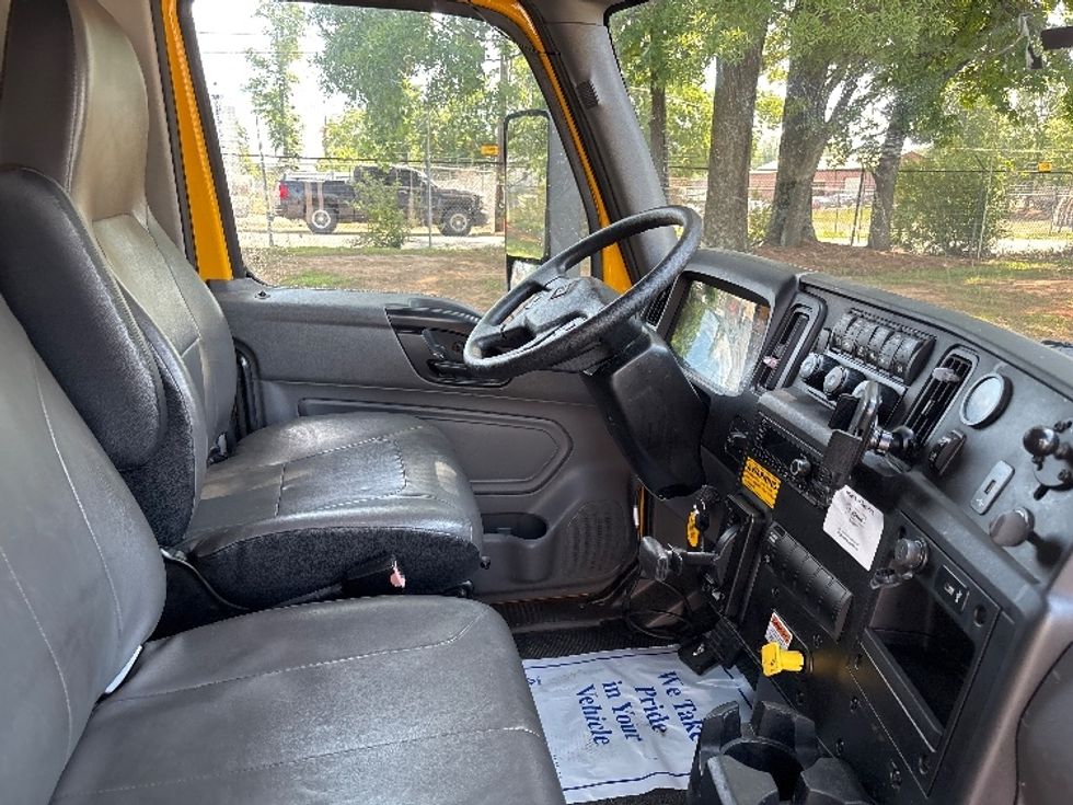Medium Duty Box Truck-Light and Medium Duty Trucks-International-2023-MV607N-Little Rock-AR-247,312\n\t\tmiles-$ 46,000 - Image 21