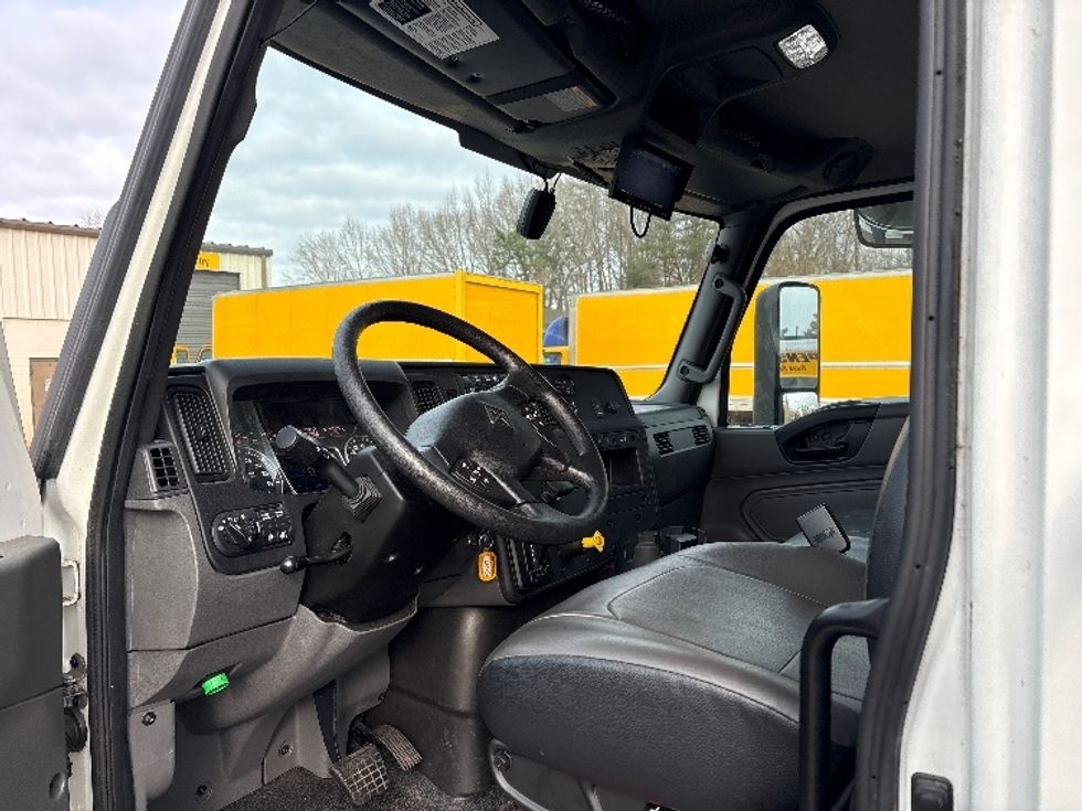 Medium Duty Box Truck-Light and Medium Duty Trucks-International-2023-MV607N-Mebane-NC-1,966\n\t\tmiles-$ 79,250 - Image 15