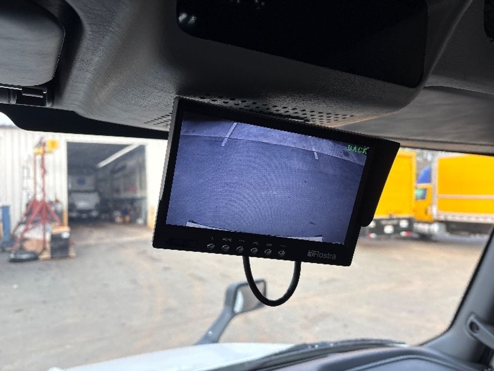 Medium Duty Box Truck-Light and Medium Duty Trucks-International-2023-MV607N-Mebane-NC-1,966\n\t\tmiles-$ 79,250 - Image 24