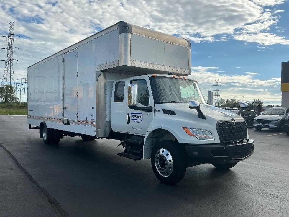 Medium Duty Box Truck-Light and Medium Duty Trucks-International-2023-MV607N-Melrose Park-IL-55,163\n\t\tmiles-$ 90,500 - Image 1
