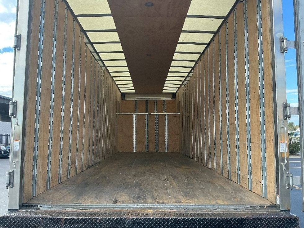 Medium Duty Box Truck-Light and Medium Duty Trucks-International-2023-MV607N-Melrose Park-IL-55,163\n\t\tmiles-$ 90,500 - Image 10