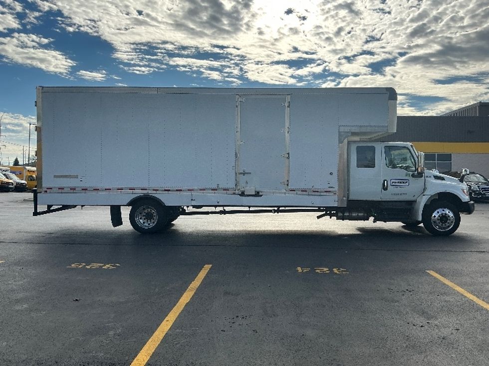 Medium Duty Box Truck-Light and Medium Duty Trucks-International-2023-MV607N-Melrose Park-IL-55,163\n\t\tmiles-$ 90,500 - Image 15