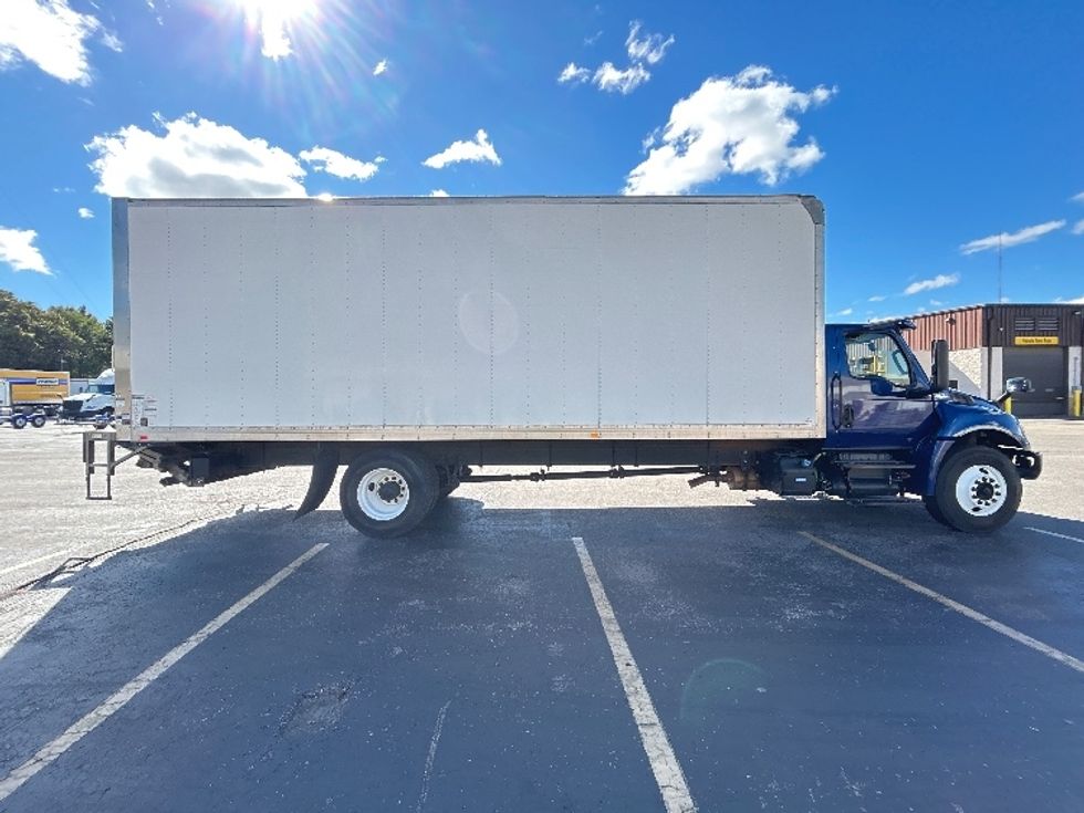 Medium Duty Box Truck-Light and Medium Duty Trucks-International-2023-MV607N-Memphis-TN-373,133\n\t\tmiles-$ 31,000 - Image 15