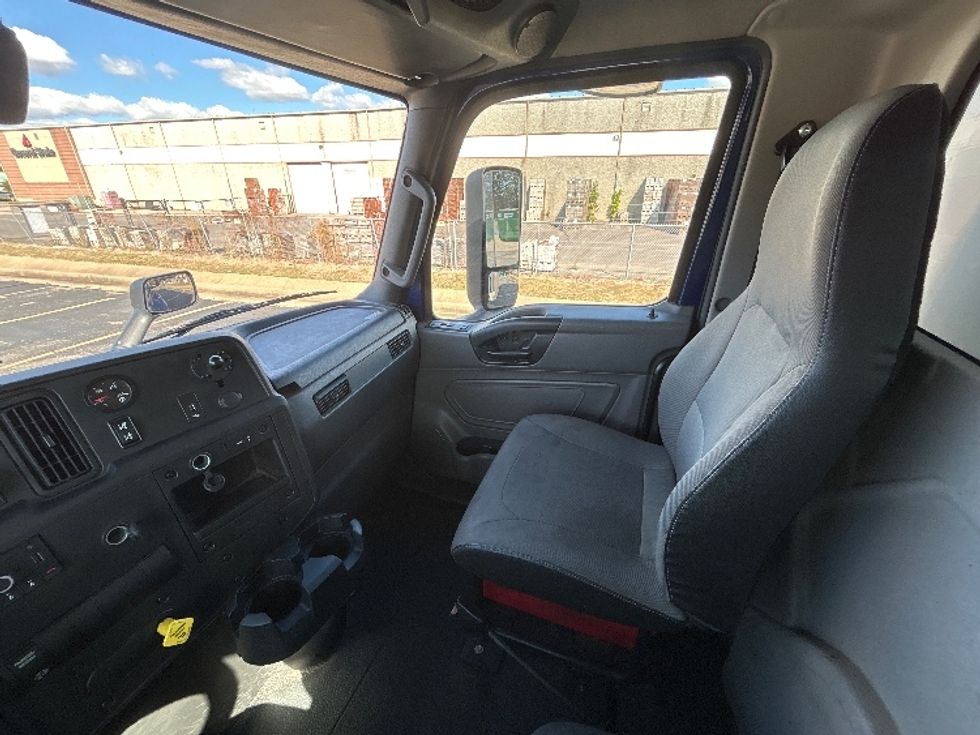 Medium Duty Box Truck-Light and Medium Duty Trucks-International-2023-MV607N-Memphis-TN-373,133\n\t\tmiles-$ 31,000 - Image 19