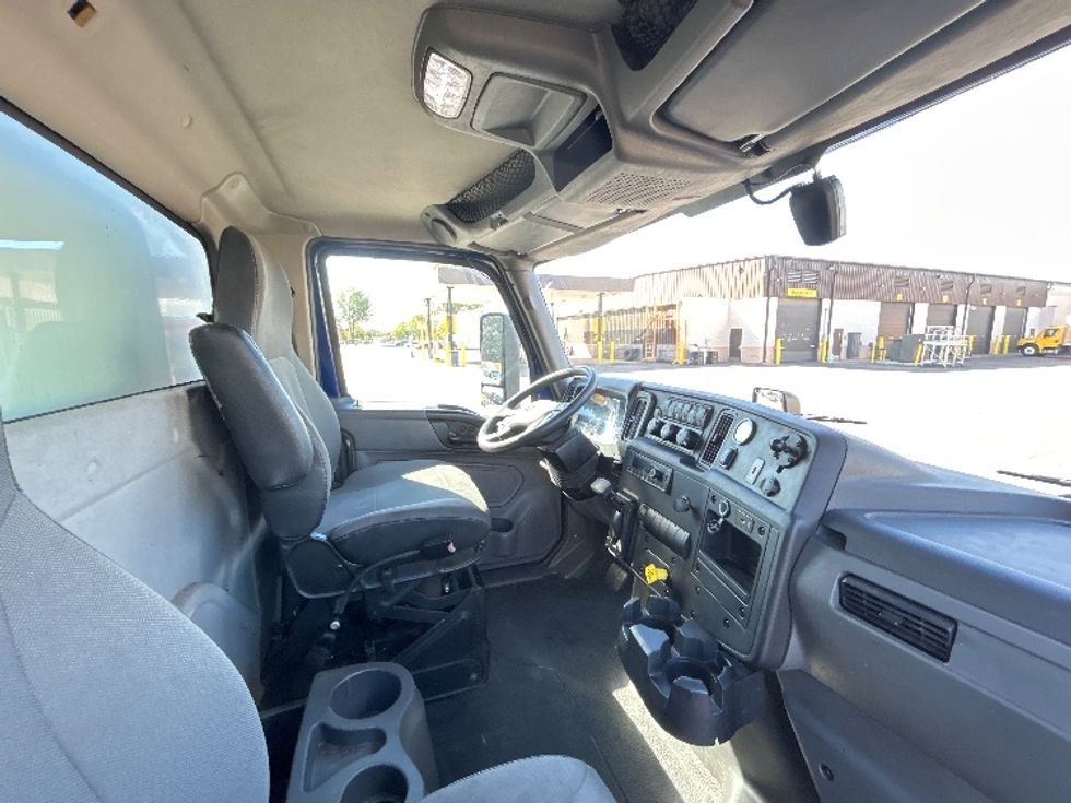 Medium Duty Box Truck-Light and Medium Duty Trucks-International-2023-MV607N-Memphis-TN-373,133\n\t\tmiles-$ 31,000 - Image 22