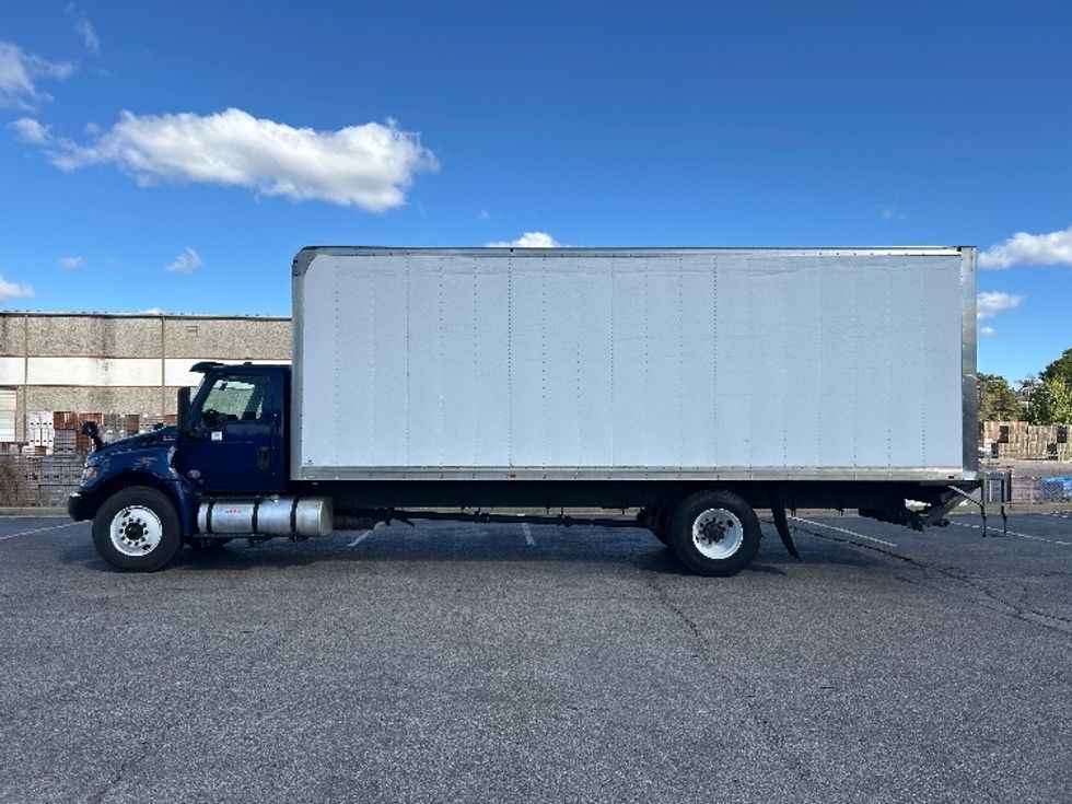 Medium Duty Box Truck-Light and Medium Duty Trucks-International-2023-MV607N-Memphis-TN-373,133\n\t\tmiles-$ 31,000 - Image 4