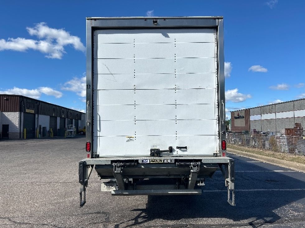 Medium Duty Box Truck-Light and Medium Duty Trucks-International-2023-MV607N-Memphis-TN-373,133\n\t\tmiles-$ 31,000 - Image 7