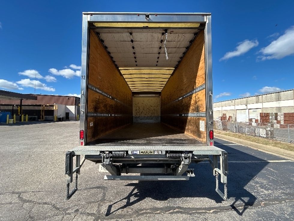 Medium Duty Box Truck-Light and Medium Duty Trucks-International-2023-MV607N-Memphis-TN-373,133\n\t\tmiles-$ 31,000 - Image 8