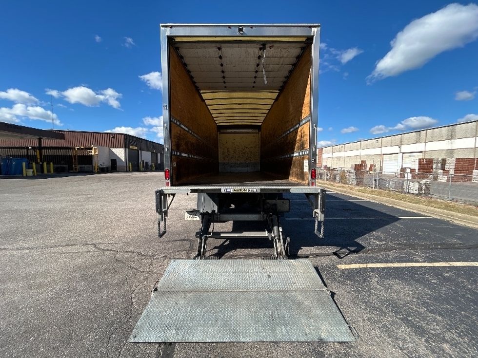 Medium Duty Box Truck-Light and Medium Duty Trucks-International-2023-MV607N-Memphis-TN-373,133\n\t\tmiles-$ 31,000 - Image 9