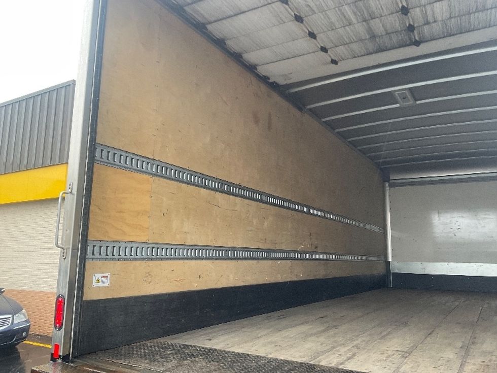 Medium Duty Box Truck-Light and Medium Duty Trucks-International-2023-MV607N-Milwaukee-WI-103,611\n\t\tmiles-$ 70,250 - Image 10