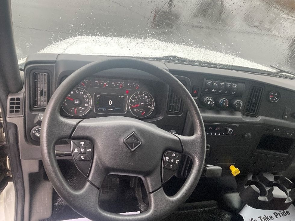 Medium Duty Box Truck-Light and Medium Duty Trucks-International-2023-MV607N-Milwaukee-WI-103,611\n\t\tmiles-$ 70,250 - Image 17