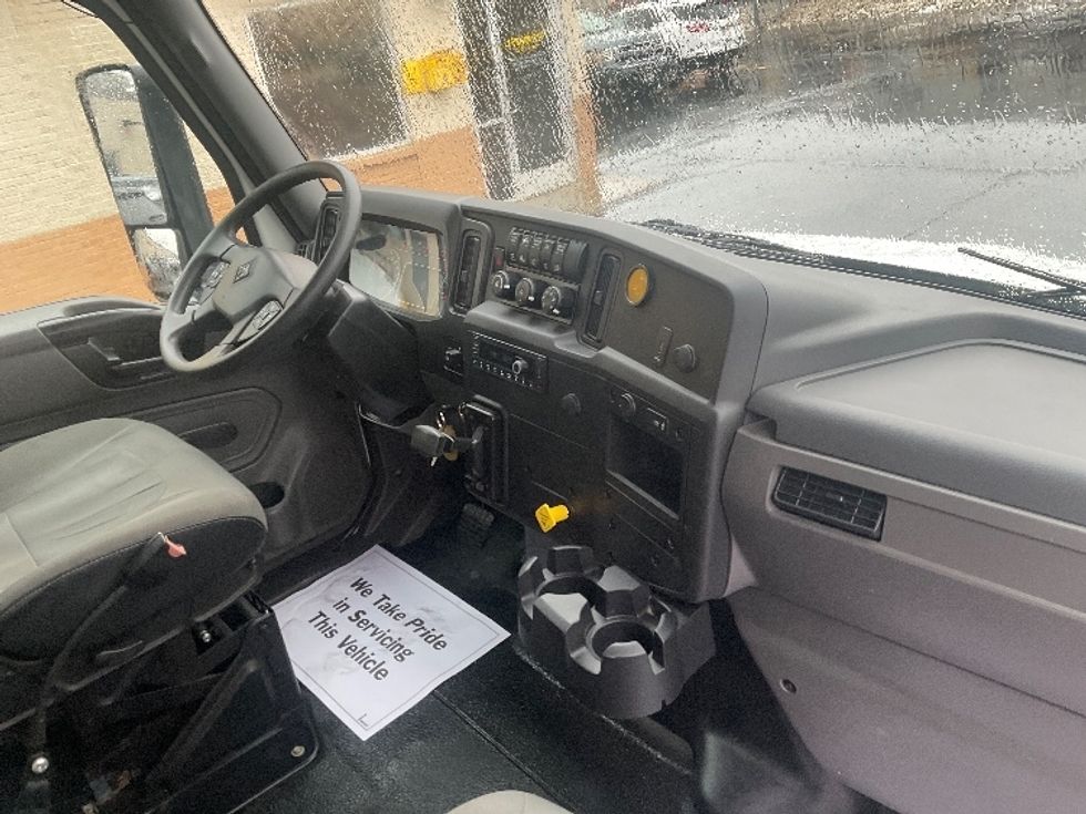 Medium Duty Box Truck-Light and Medium Duty Trucks-International-2023-MV607N-Milwaukee-WI-103,611\n\t\tmiles-$ 70,250 - Image 21