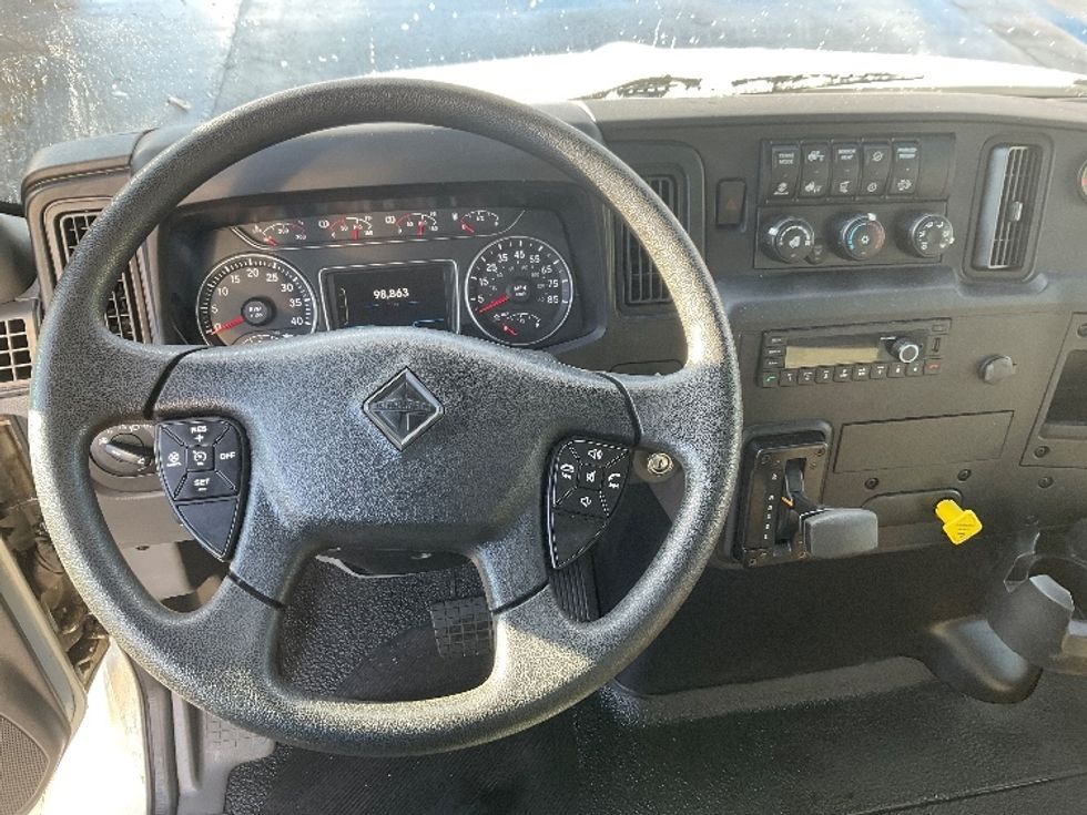 Medium Duty Box Truck-Light and Medium Duty Trucks-International-2023-MV607N-Milwaukee-WI-98,862\n\t\tmiles-$ 71,000 - Image 17