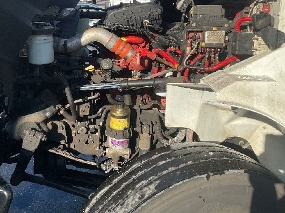 Medium Duty Box Truck-Light and Medium Duty Trucks-International-2023-MV607N-Milwaukee-WI-98,862\n\t\tmiles-$ 71,000 - Image 23