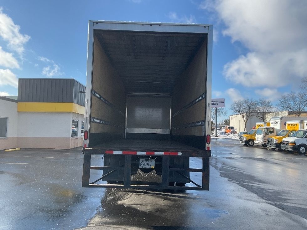 Medium Duty Box Truck-Light and Medium Duty Trucks-International-2023-MV607N-Milwaukee-WI-98,862\n\t\tmiles-$ 71,000 - Image 8