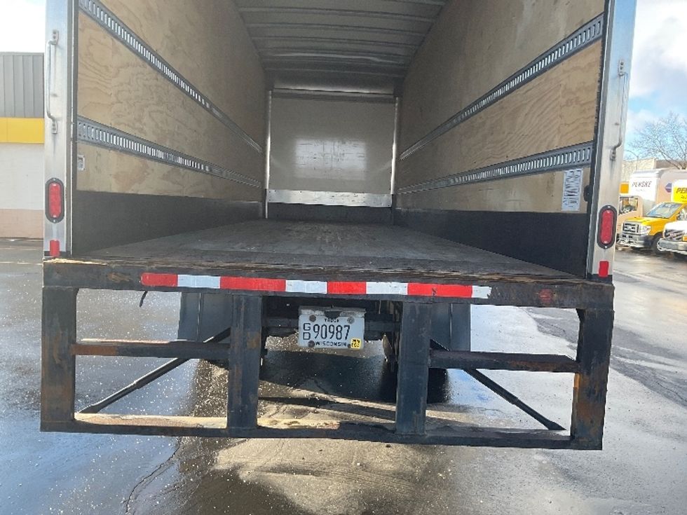 Medium Duty Box Truck-Light and Medium Duty Trucks-International-2023-MV607N-Milwaukee-WI-98,862\n\t\tmiles-$ 71,000 - Image 9