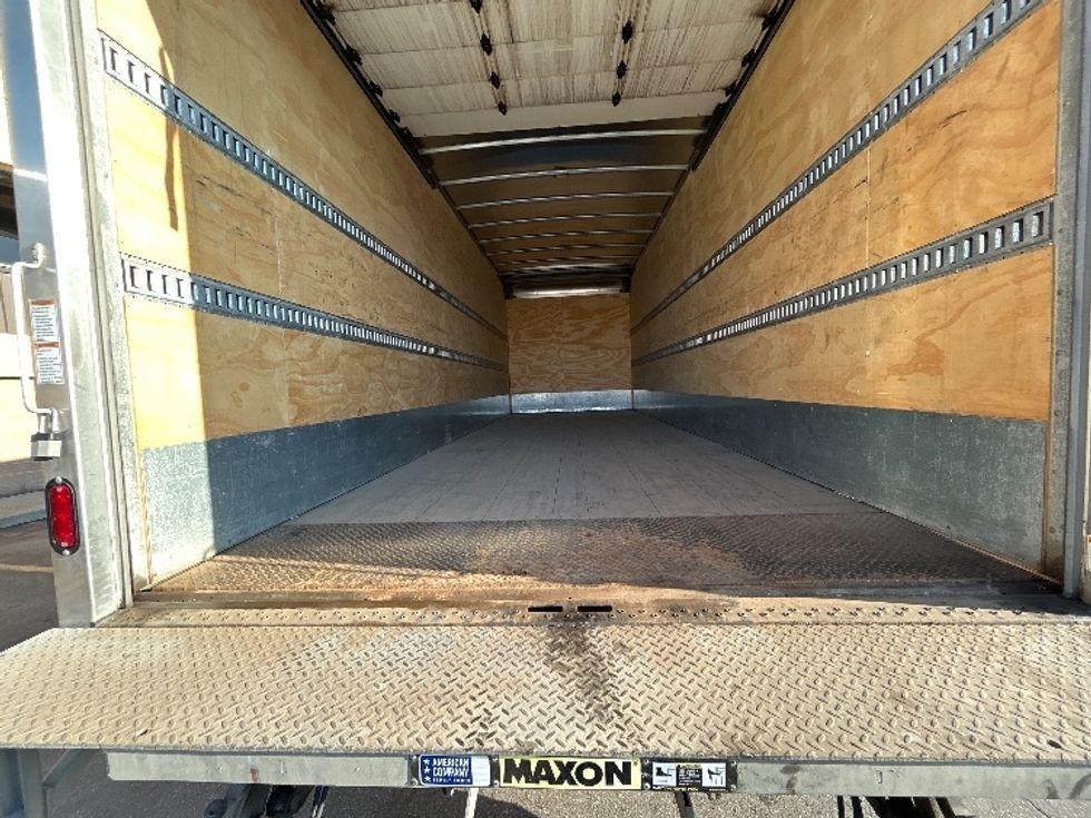 Medium Duty Box Truck-Light and Medium Duty Trucks-International-2023-MV607N-Mississauga-ON-217,206\n\t\tkm-$ 91,000 - Image 10