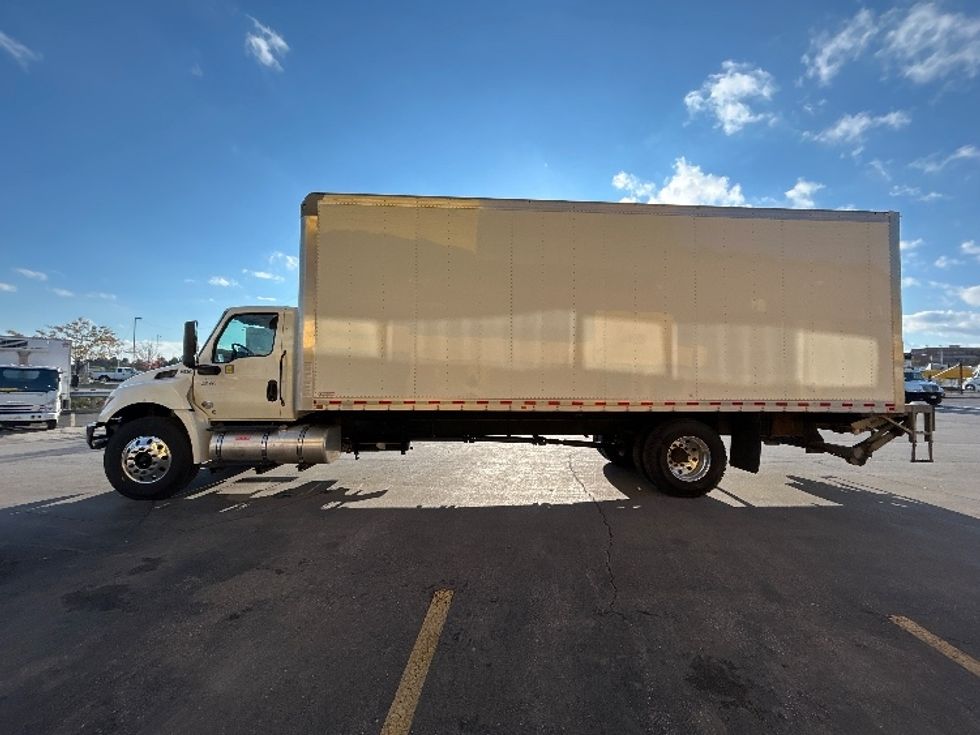 Medium Duty Box Truck-Light and Medium Duty Trucks-International-2023-MV607N-Mississauga-ON-217,206\n\t\tkm-$ 91,000 - Image 4