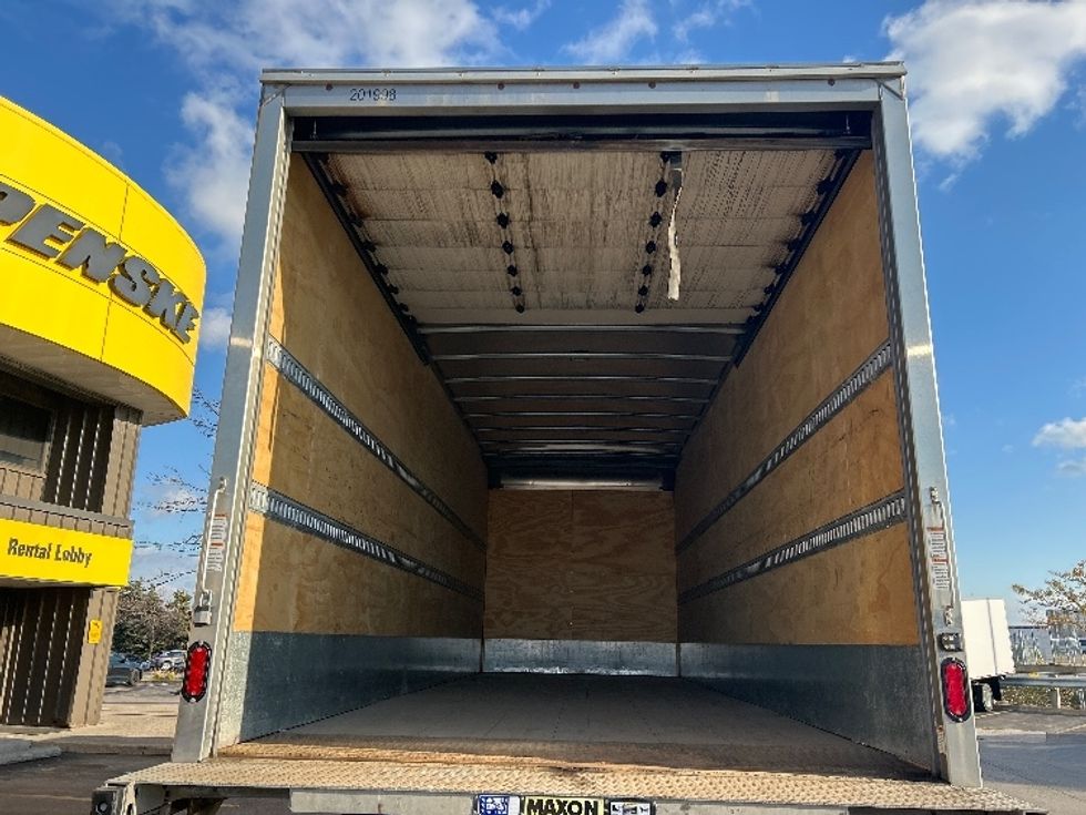 Medium Duty Box Truck-Light and Medium Duty Trucks-International-2023-MV607N-Mississauga-ON-217,206\n\t\tkm-$ 91,000 - Image 8