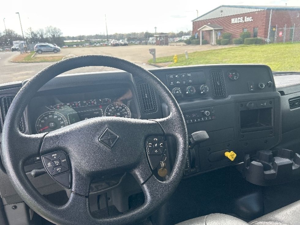 Medium Duty Box Truck-Light and Medium Duty Trucks-International-2023-MV607N-Montgomery-AL-61,057\n\t\tmiles-$ 81,000 - Image 18