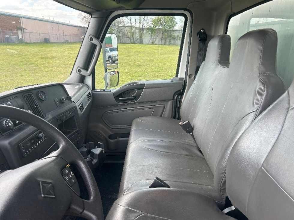 Medium Duty Box Truck-Light and Medium Duty Trucks-International-2023-MV607N-Montgomery-AL-61,057\n\t\tmiles-$ 81,000 - Image 19