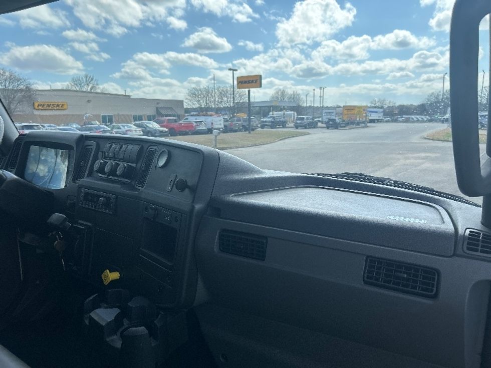 Medium Duty Box Truck-Light and Medium Duty Trucks-International-2023-MV607N-Montgomery-AL-61,057\n\t\tmiles-$ 81,000 - Image 21