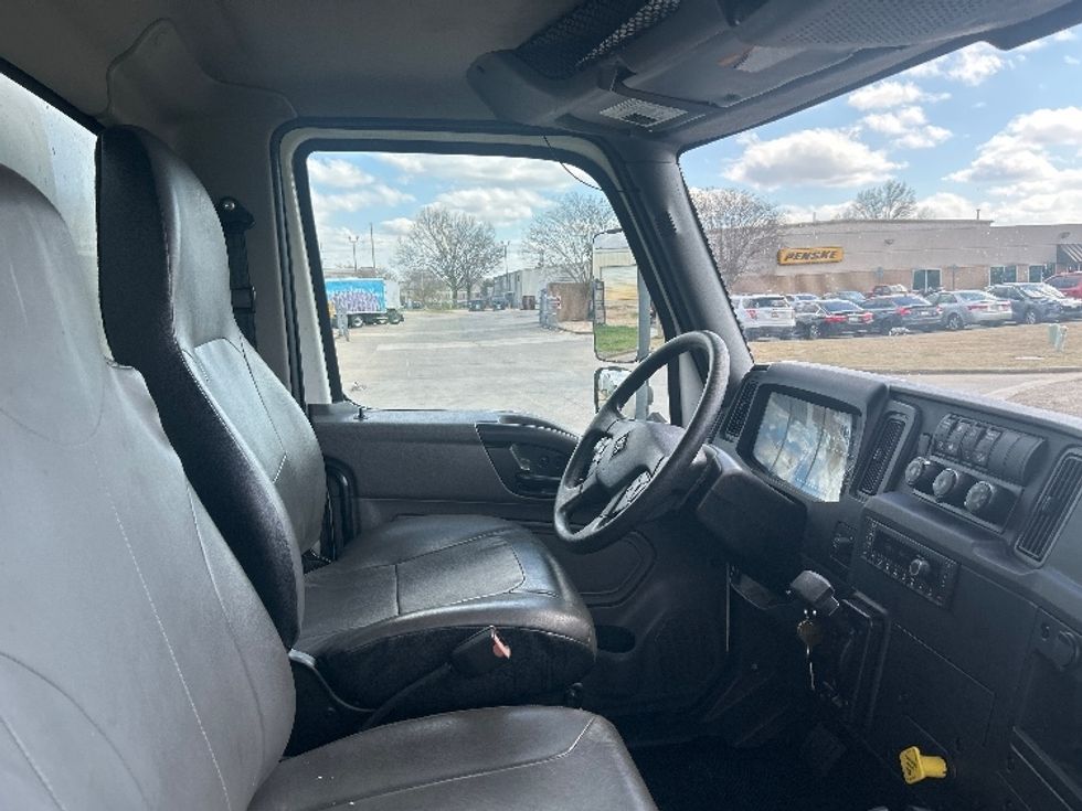 Medium Duty Box Truck-Light and Medium Duty Trucks-International-2023-MV607N-Montgomery-AL-61,057\n\t\tmiles-$ 81,000 - Image 22