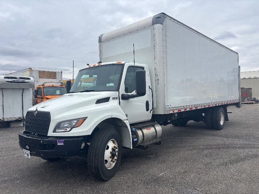 Medium Duty Box Truck-Light and Medium Duty Trucks-International-2023-MV607N-Oakwood Village-OH-196,100\n\t\tmiles-$ 58,500 - Image 3