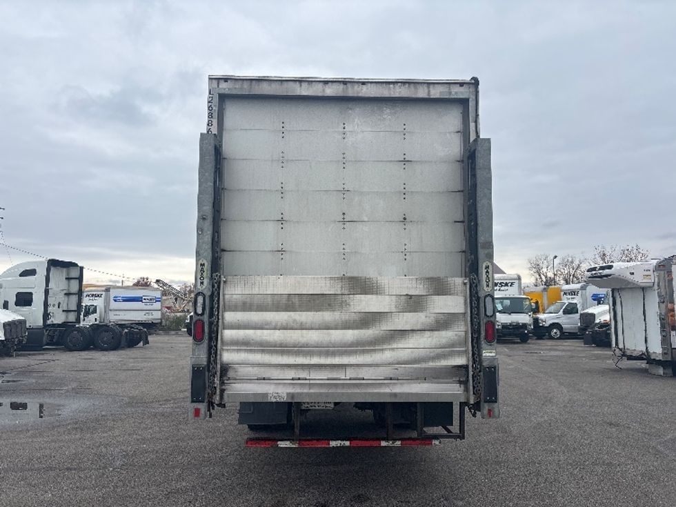 Medium Duty Box Truck-Light and Medium Duty Trucks-International-2023-MV607N-Oakwood Village-OH-196,100\n\t\tmiles-$ 58,500 - Image 7