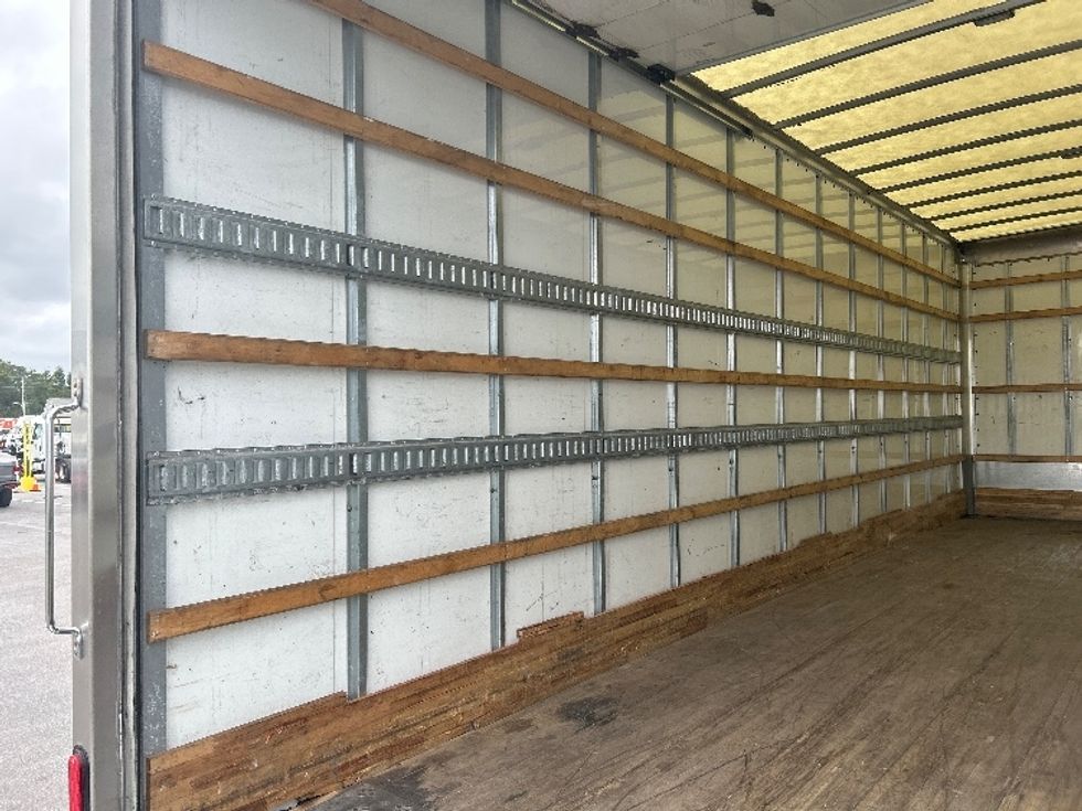 Medium Duty Box Truck-Light and Medium Duty Trucks-International-2023-MV607N-Ocala-FL-228,204\n\t\tmiles-$ 54,000 - Image 11