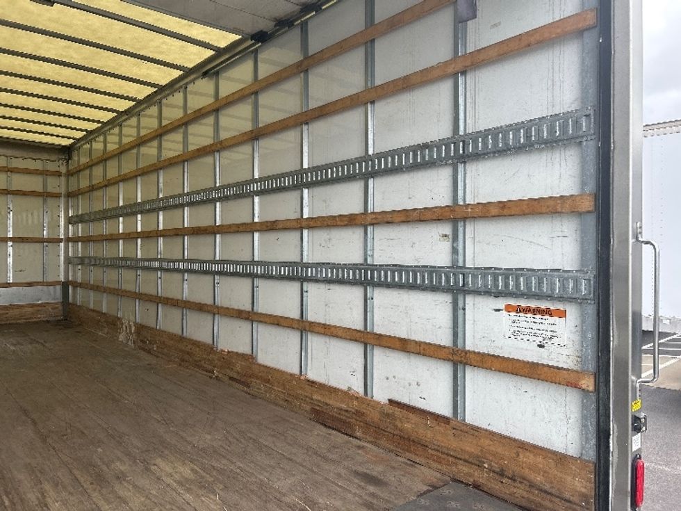 Medium Duty Box Truck-Light and Medium Duty Trucks-International-2023-MV607N-Ocala-FL-228,204\n\t\tmiles-$ 54,000 - Image 12