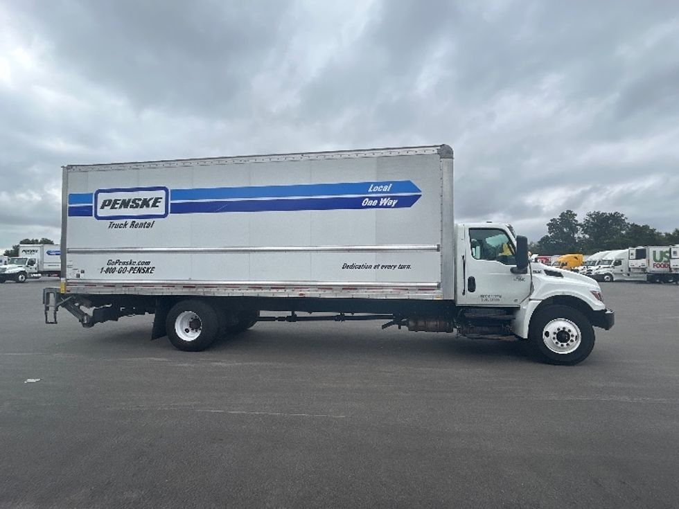 Medium Duty Box Truck-Light and Medium Duty Trucks-International-2023-MV607N-Ocala-FL-228,204\n\t\tmiles-$ 54,000 - Image 15