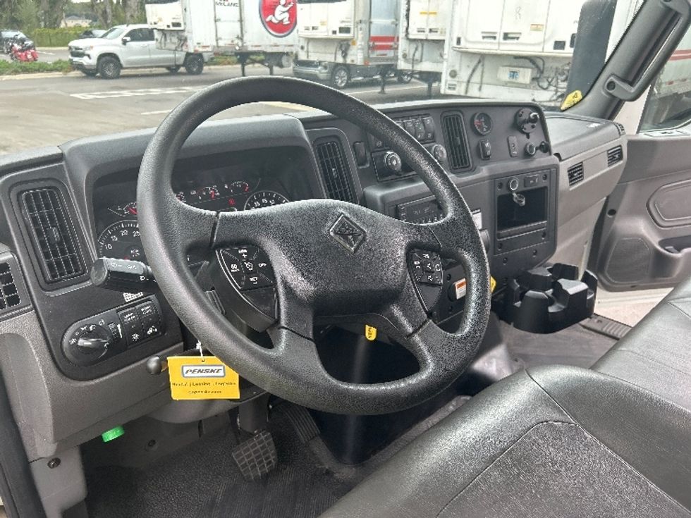 Medium Duty Box Truck-Light and Medium Duty Trucks-International-2023-MV607N-Ocala-FL-228,204\n\t\tmiles-$ 54,000 - Image 17