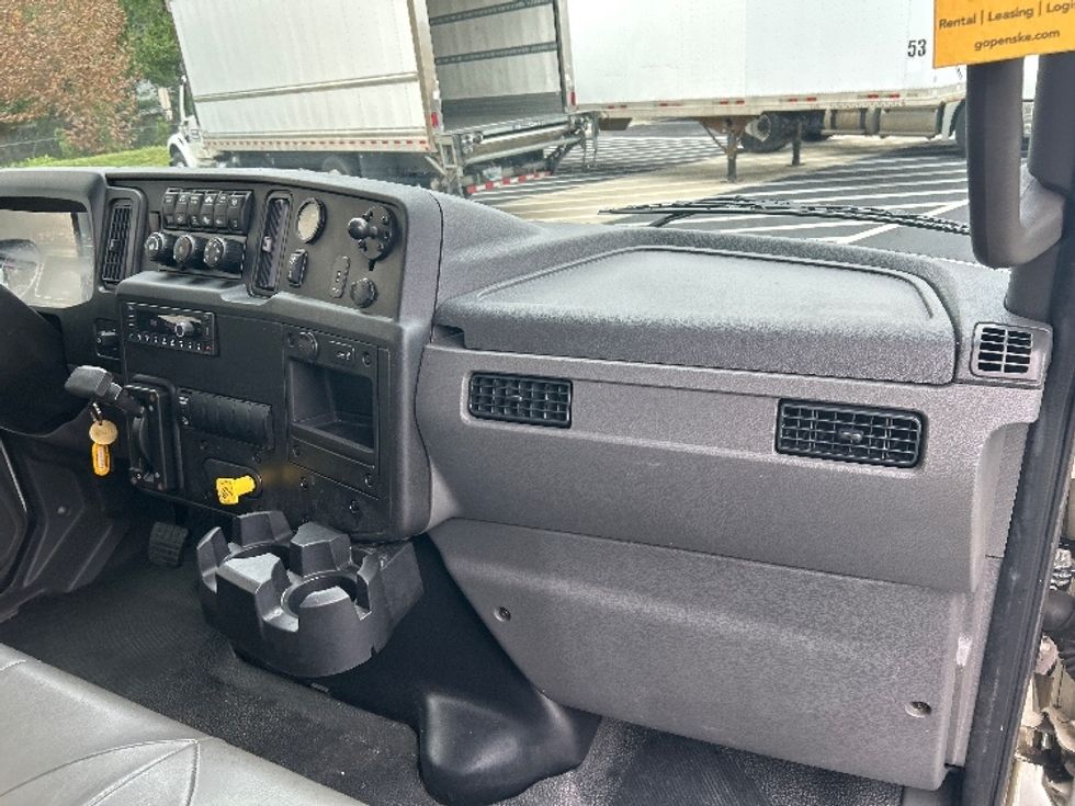 Medium Duty Box Truck-Light and Medium Duty Trucks-International-2023-MV607N-Pensacola-FL-194,470\n\t\tmiles-$ 60,500 - Image 20