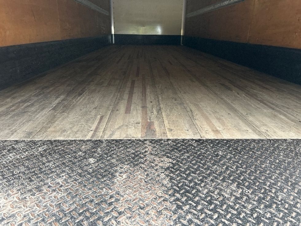 Medium Duty Box Truck-Light and Medium Duty Trucks-International-2023-MV607N-Pensacola-FL-194,470\n\t\tmiles-$ 60,500 - Image 9
