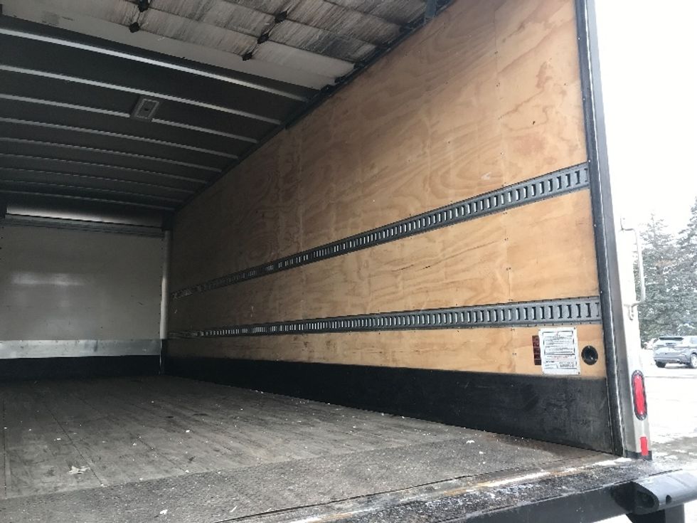 Medium Duty Box Truck-Light and Medium Duty Trucks-International-2023-MV607N-Pewaukee-WI-110,371\n\t\tmiles-$ 69,250 - Image 11