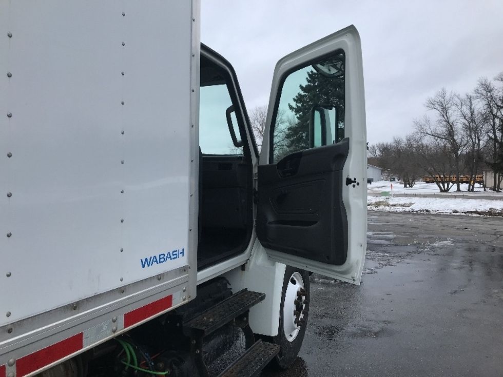 Medium Duty Box Truck-Light and Medium Duty Trucks-International-2023-MV607N-Pewaukee-WI-110,371\n\t\tmiles-$ 69,250 - Image 19