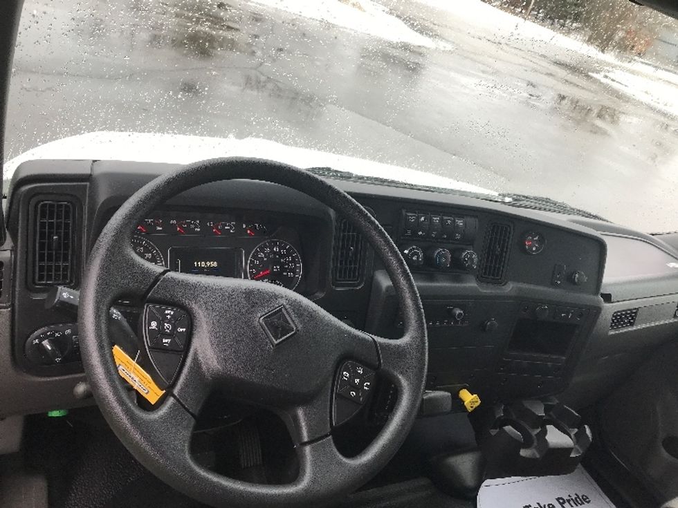 Medium Duty Box Truck-Light and Medium Duty Trucks-International-2023-MV607N-Pewaukee-WI-110,958\n\t\tmiles-$ 69,250 - Image 17