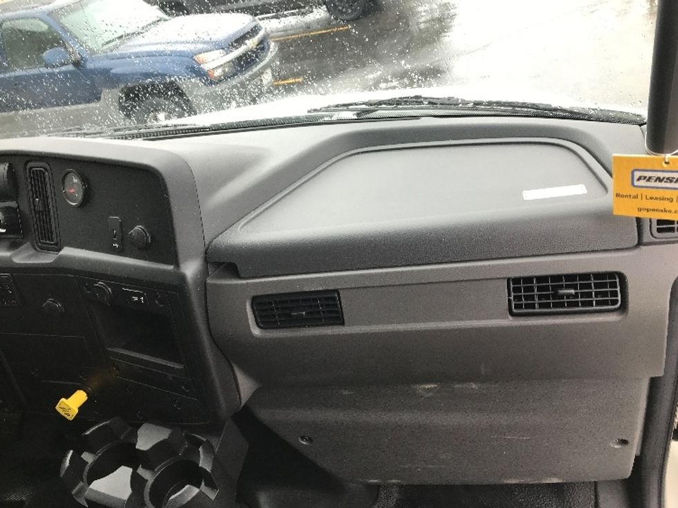 Medium Duty Box Truck-Light and Medium Duty Trucks-International-2023-MV607N-Pewaukee-WI-110,958\n\t\tmiles-$ 69,250 - Image 20