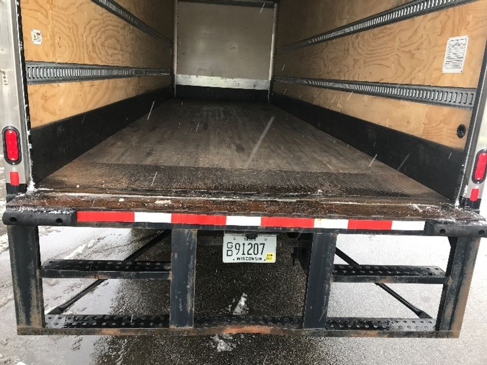 Medium Duty Box Truck-Light and Medium Duty Trucks-International-2023-MV607N-Pewaukee-WI-110,958\n\t\tmiles-$ 69,250 - Image 9