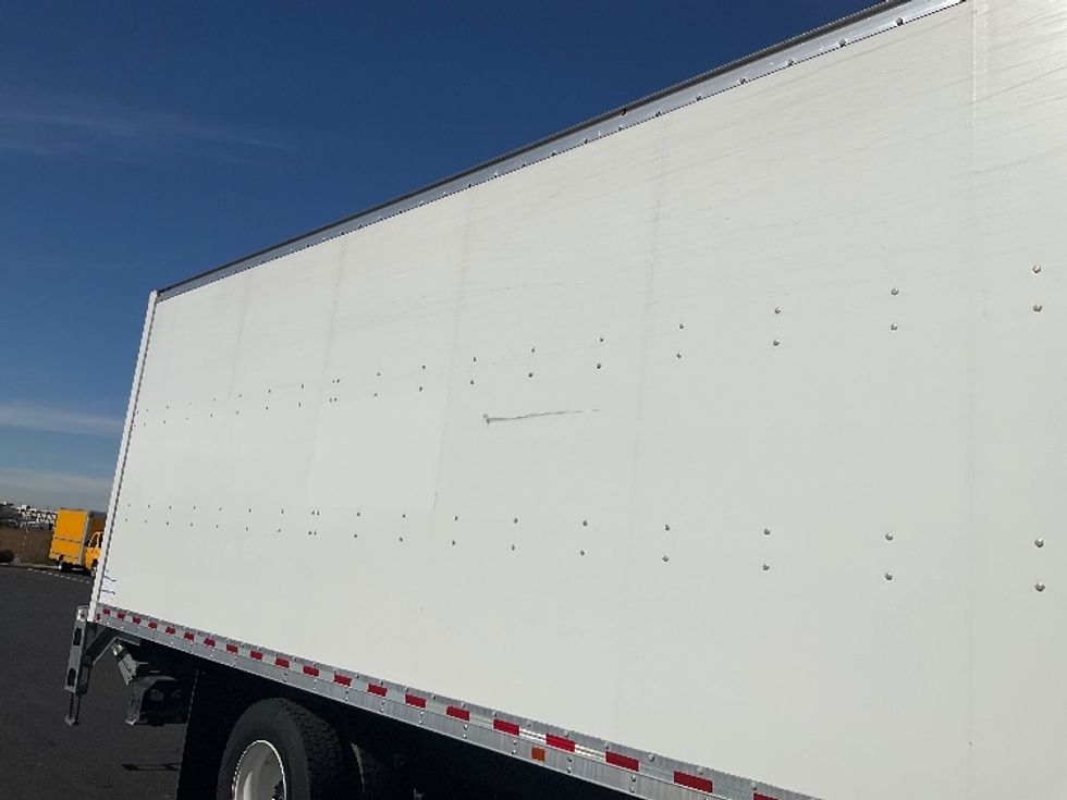 Medium Duty Box Truck-Light and Medium Duty Trucks-International-2023-MV607N-Phoenix-AZ-36,608\n\t\tmiles-$ 88,000 - Image 28