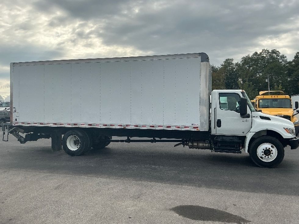 Medium Duty Box Truck-Light and Medium Duty Trucks-International-2023-MV607N-Piqua-OH-205,119\n\t\tmiles-$ 54,000 - Image 15