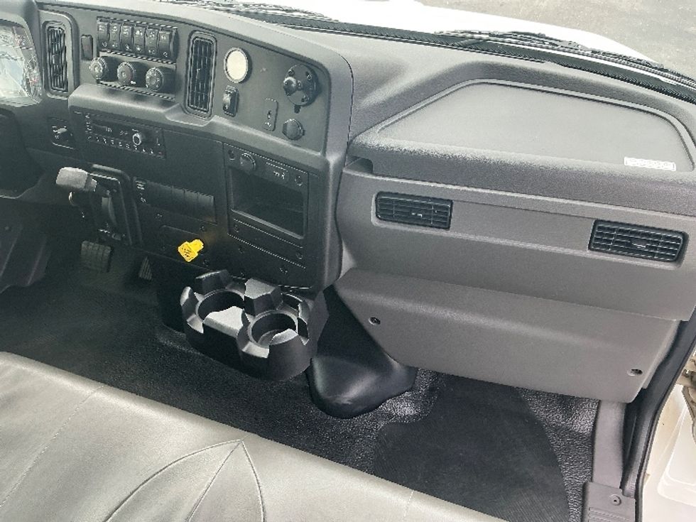 Medium Duty Box Truck-Light and Medium Duty Trucks-International-2023-MV607N-Piqua-OH-205,119\n\t\tmiles-$ 54,000 - Image 21