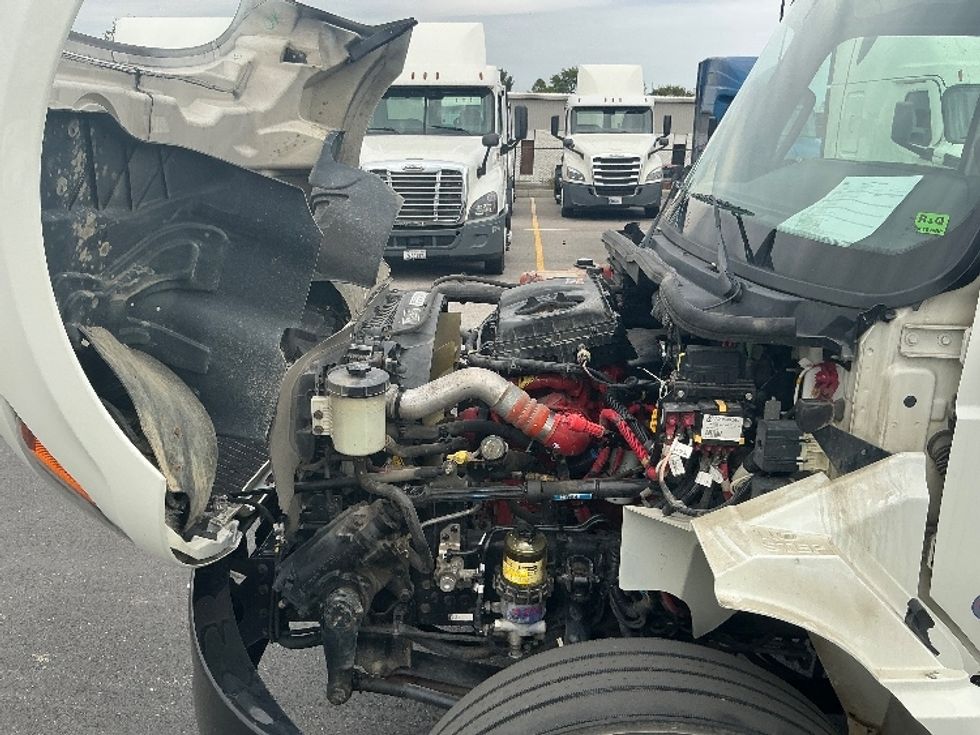 Medium Duty Box Truck-Light and Medium Duty Trucks-International-2023-MV607N-Piqua-OH-205,119\n\t\tmiles-$ 54,000 - Image 24