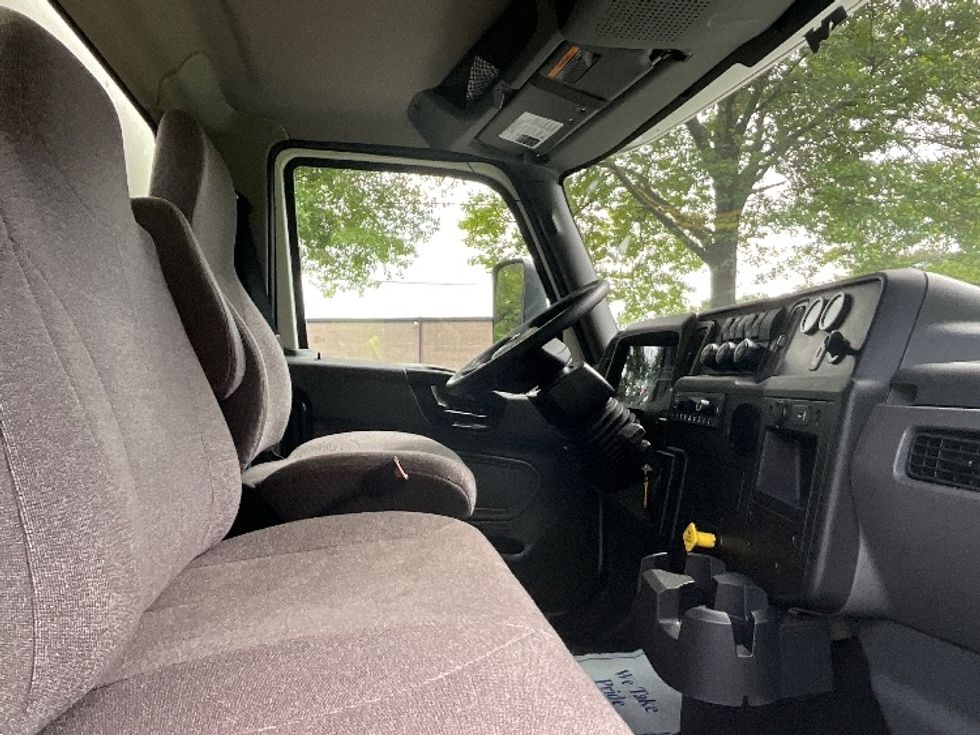 Medium Duty Box Truck-Light and Medium Duty Trucks-International-2023-MV607N-Reading-PA-104,780\n\t\tmiles-$ 75,000 - Image 22