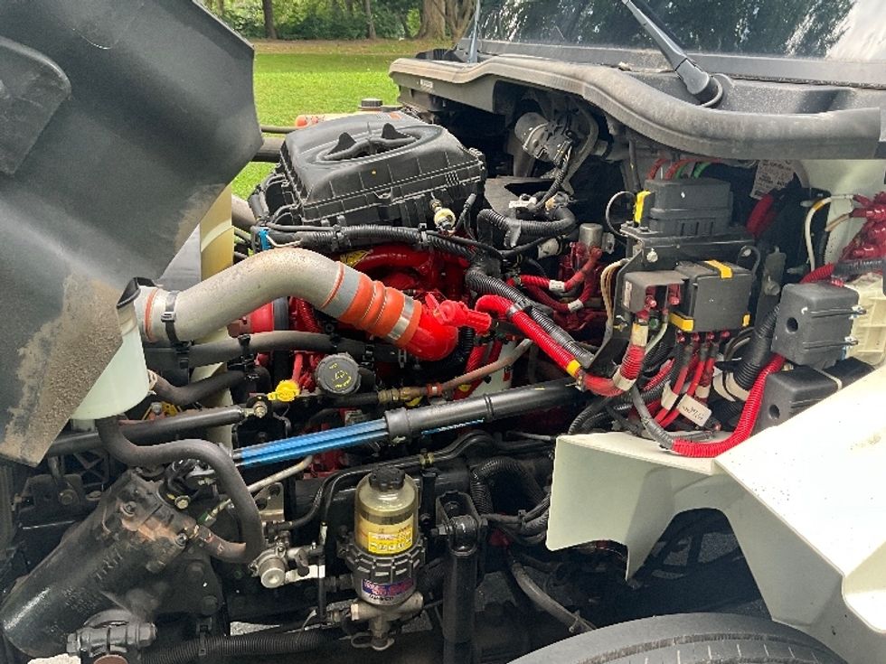 Medium Duty Box Truck-Light and Medium Duty Trucks-International-2023-MV607N-Reading-PA-104,780\n\t\tmiles-$ 75,000 - Image 24