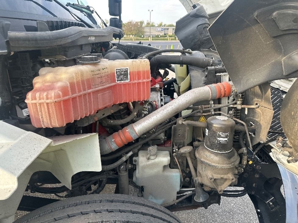 Medium Duty Box Truck-Light and Medium Duty Trucks-International-2023-MV607N-South Bend-IN-27,062\n\t\tmiles-$ 75,500 - Image 22